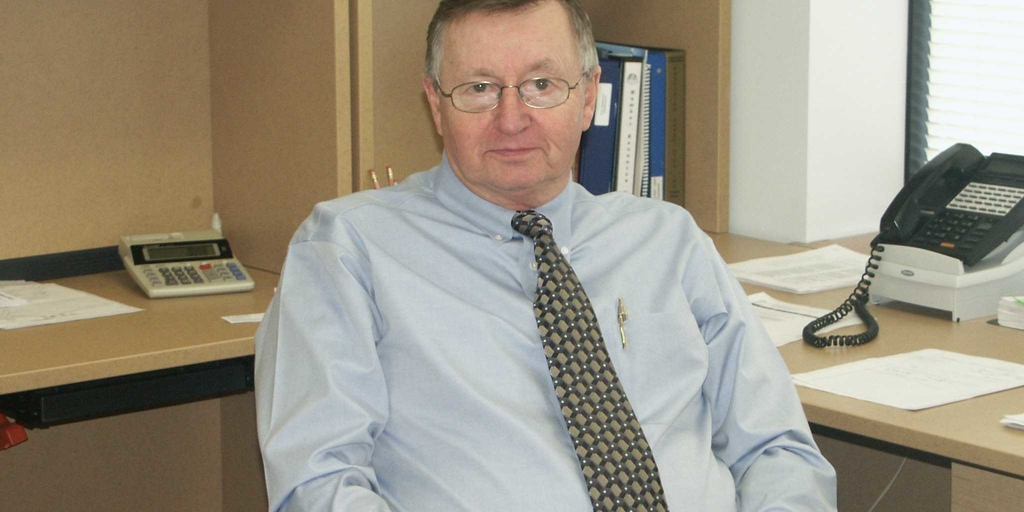 Lee Carver Jr., 45-year rubber industry veteran, dies at 84 - Vimarsana News